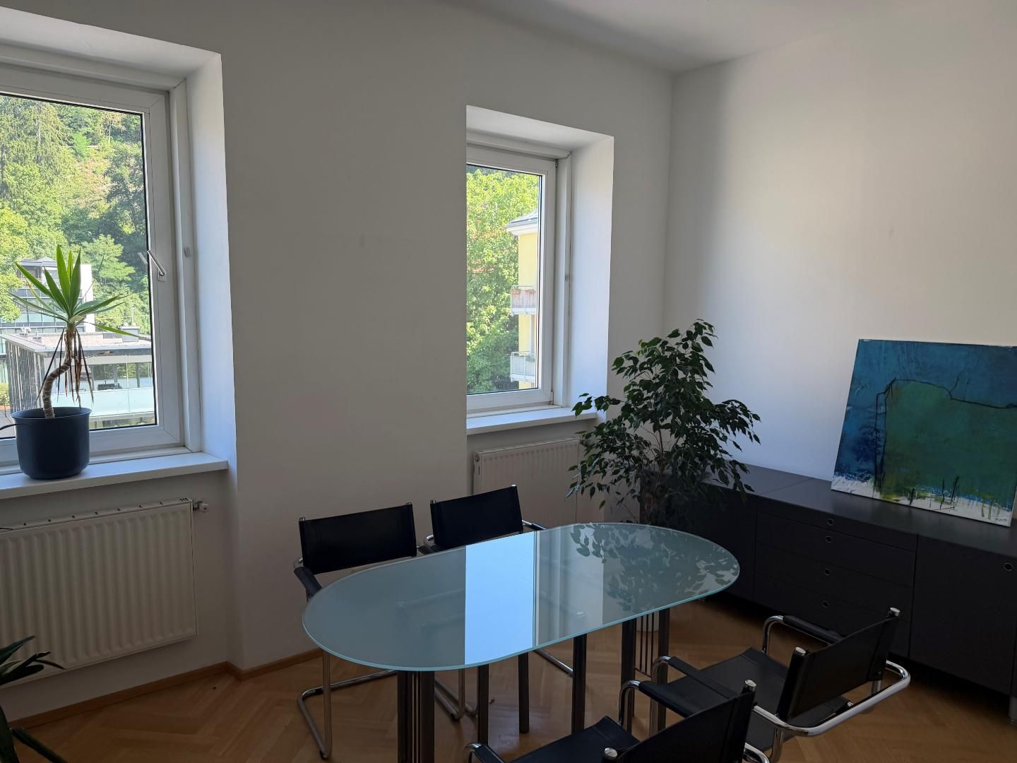Salzburg Riedenburg: Firmensitz mit repräsentativer Adresse: ca. 55 qm, 2 Büroräume plus Balkon , Parkplatz im Innenhof inkludiert - Ansicht 3