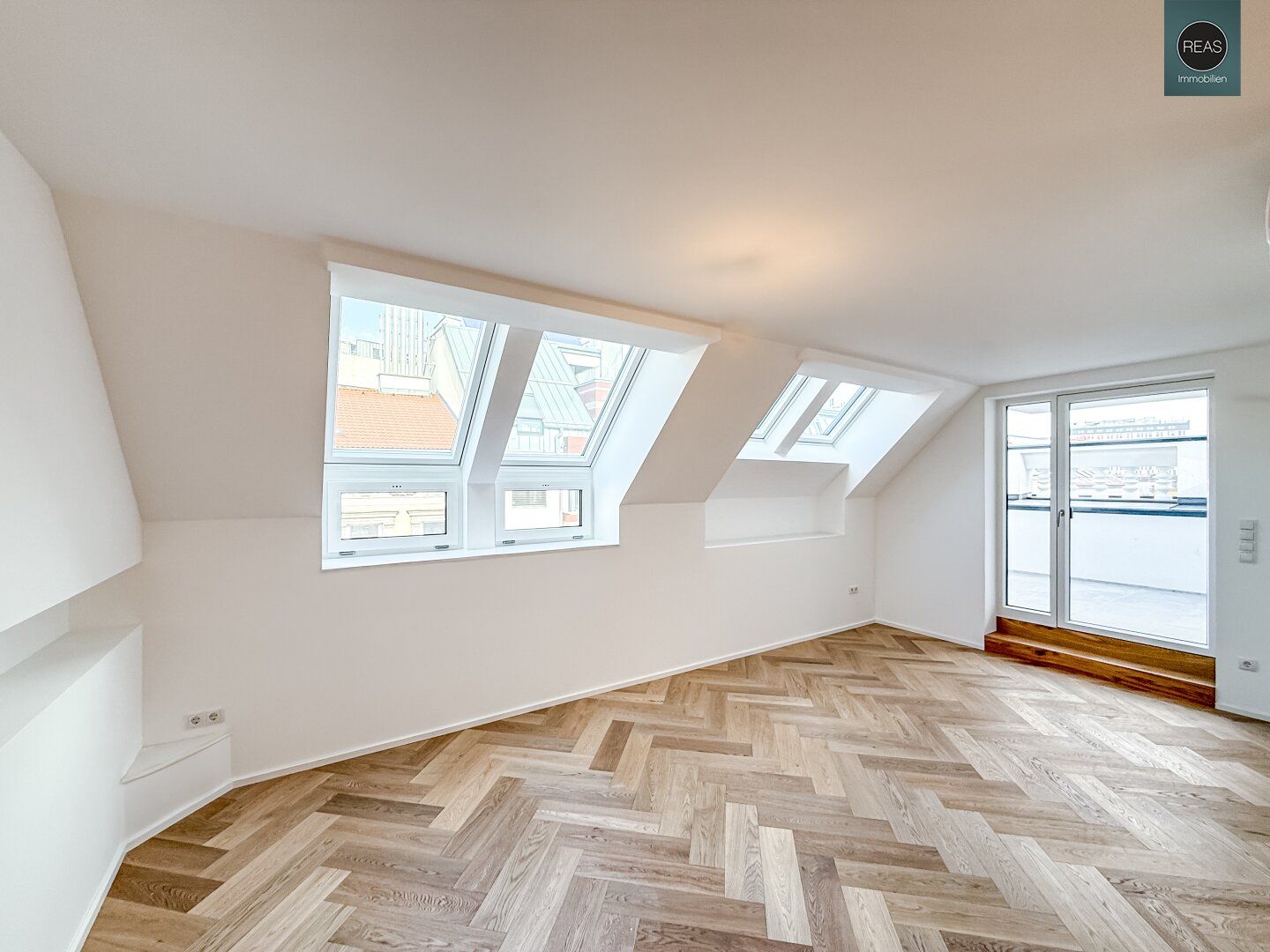 Elevate 1090 - Erstbezug: Luxus Dachgeschoss - Wohnung (klimatisiert) mit Terrasse nahe U6 Alser Straße, AKH!