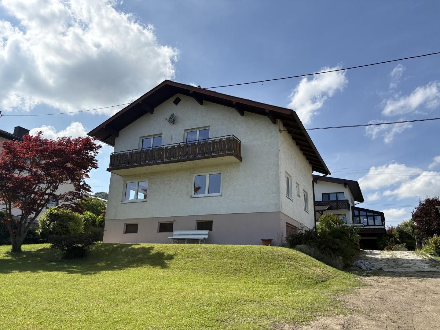 Einfamilienhaus mit schönem Ausblick und Potenzial