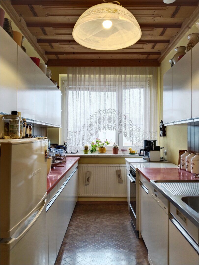 R E S E R V I E R T! Großzügige 4,5-Zimmer-Wohnung mit Loggia in zentraler Ruhelage! - Visning 4