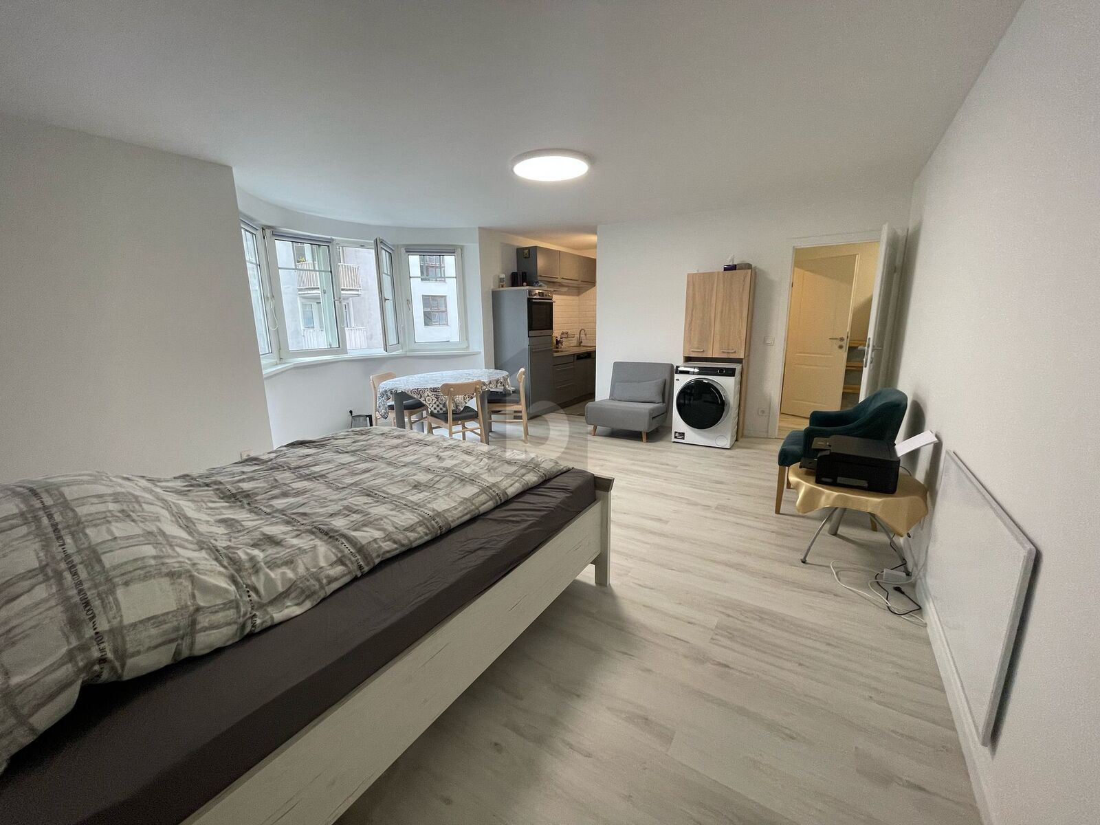 FRISCH RENOVIERTER WOHNTRAUM IM HERZEN DES 9. BEZIRKS