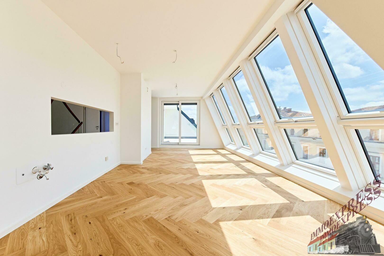 Großzügige 3-Zimmer-DG-Wohnung mit 41 m² Terrasse Panoramaterrasse