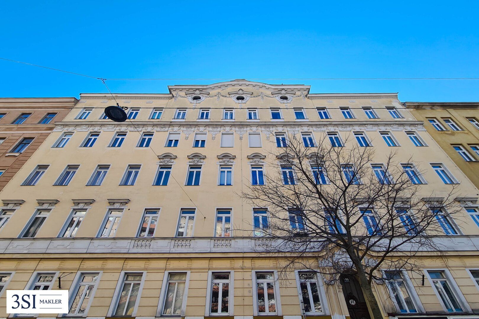 Traumhafte Dachgeschosswohnung in Wien: 5 Zimmer, Balkon, Terrasse - Ihr neues Zuhause!