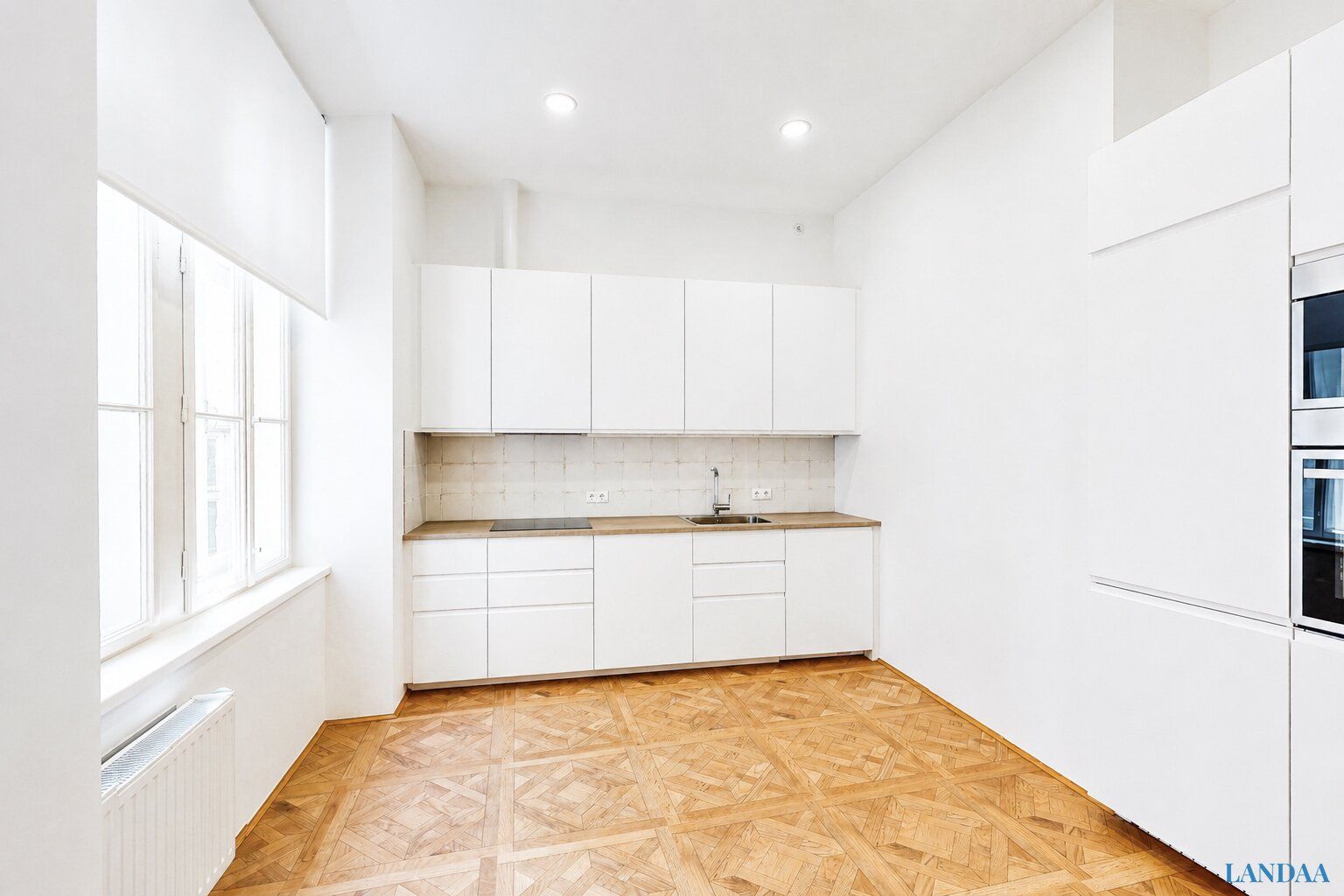 1-bed apartment, 82 m²