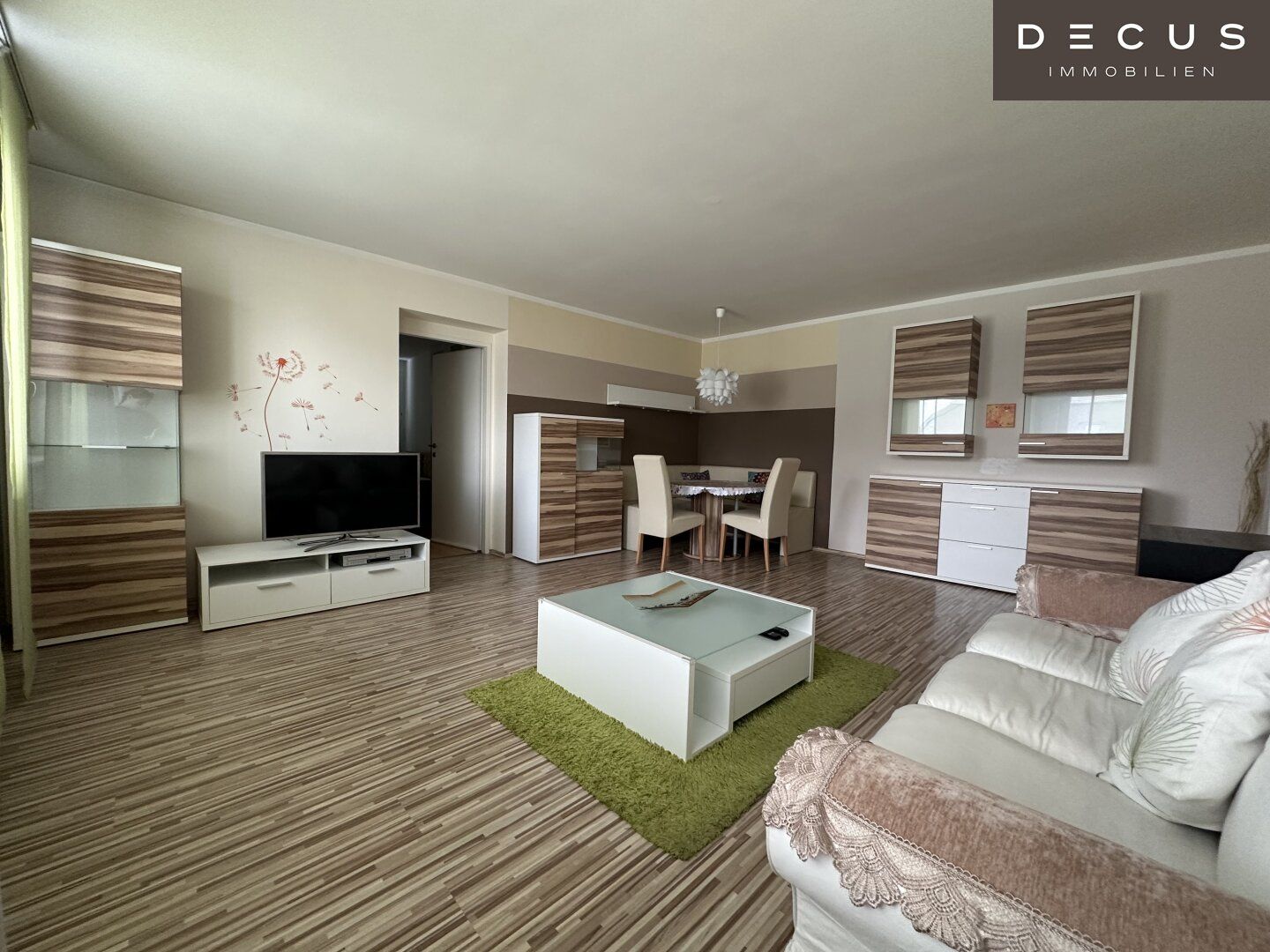 | GEMÜTLICHE FAMILIENWOHNUNG | 3 ZIMMER