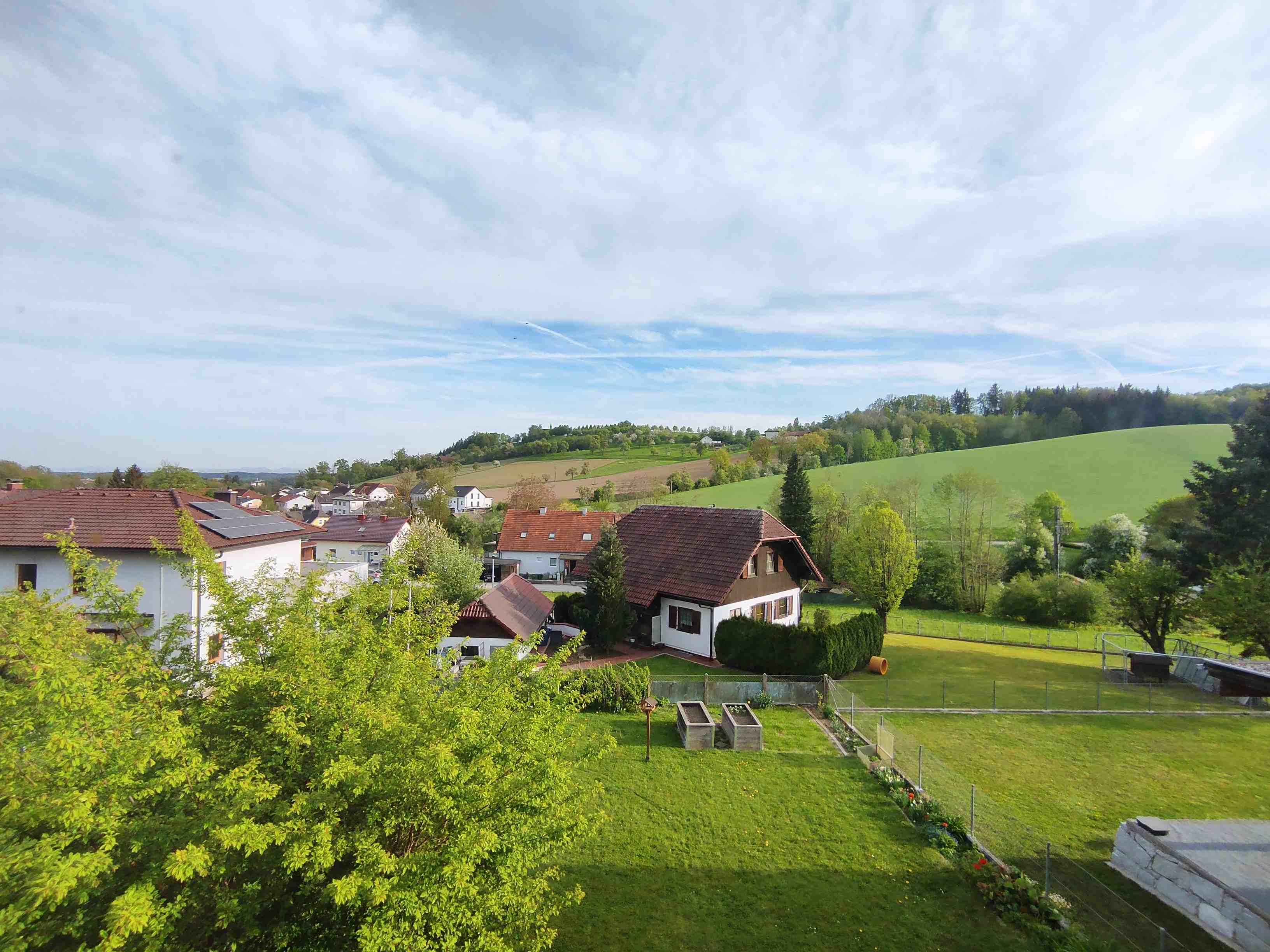 Große Wohnung in Zweifamilienhaus in Bad Schallerbach mit Garten