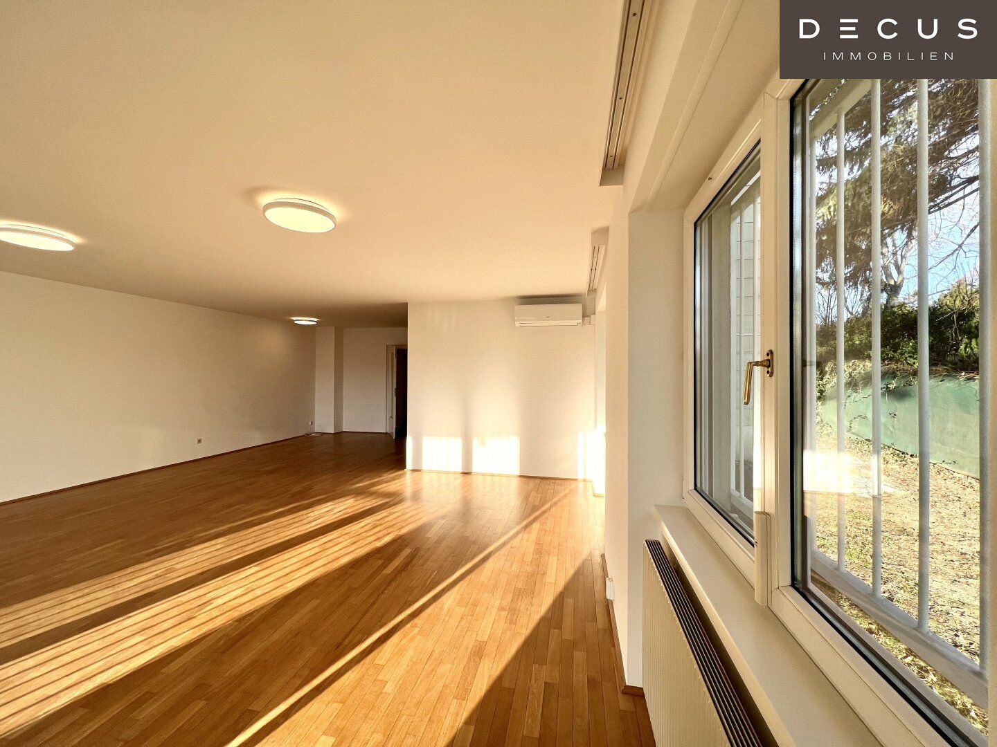 GARTENWOHNUNG IN DEN WIENER WEINBERGEN |180 m2 WOHNFLÄCHE | GARAGE IM HAUS |