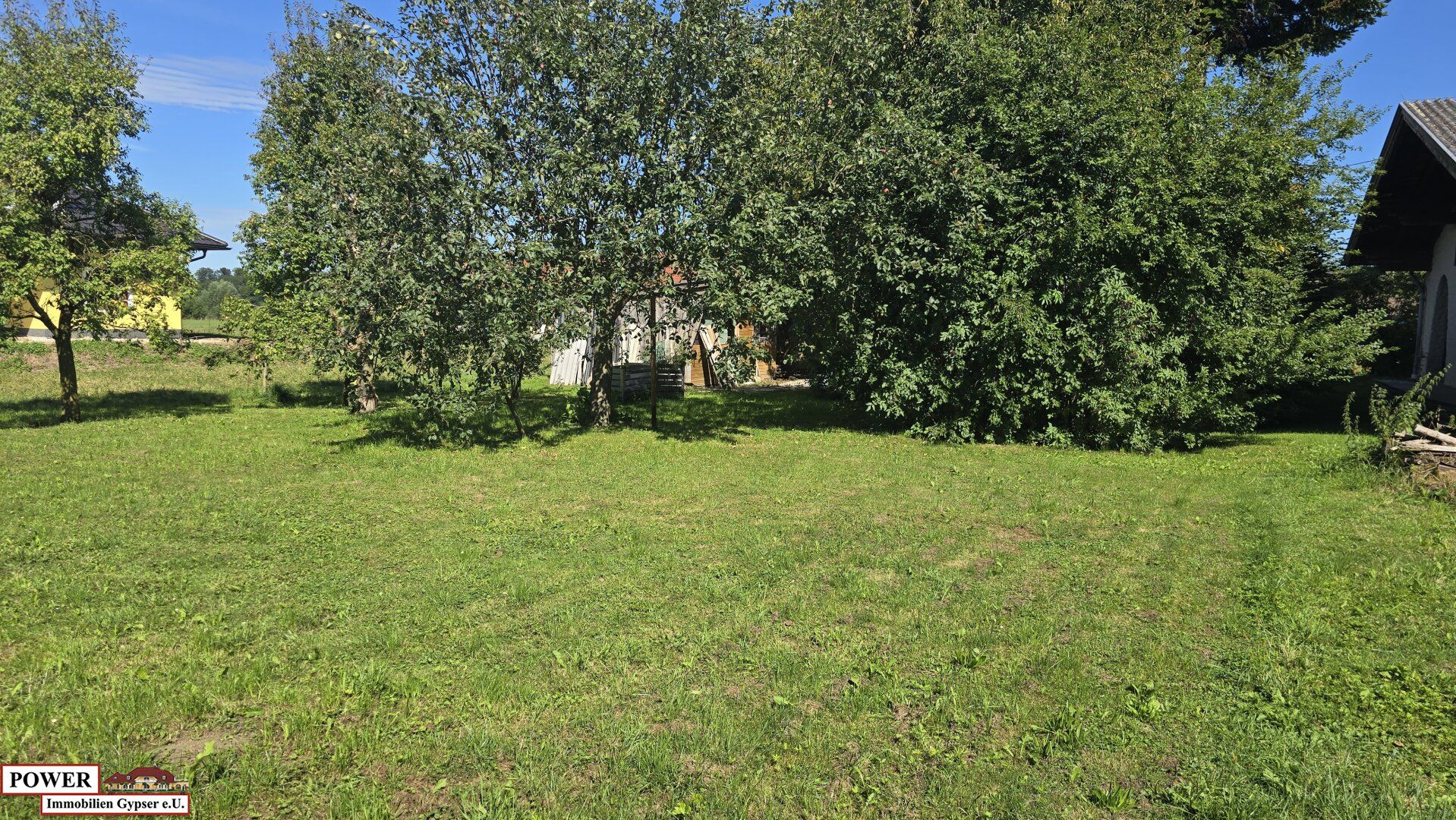 Attraktives Baugrundstück für Ihr Eigenheim oder als Geldparkplatz ! - Ansicht 2