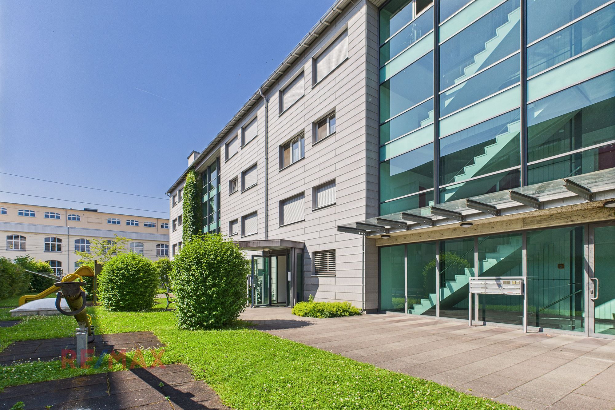 Äripind, 487 m²
