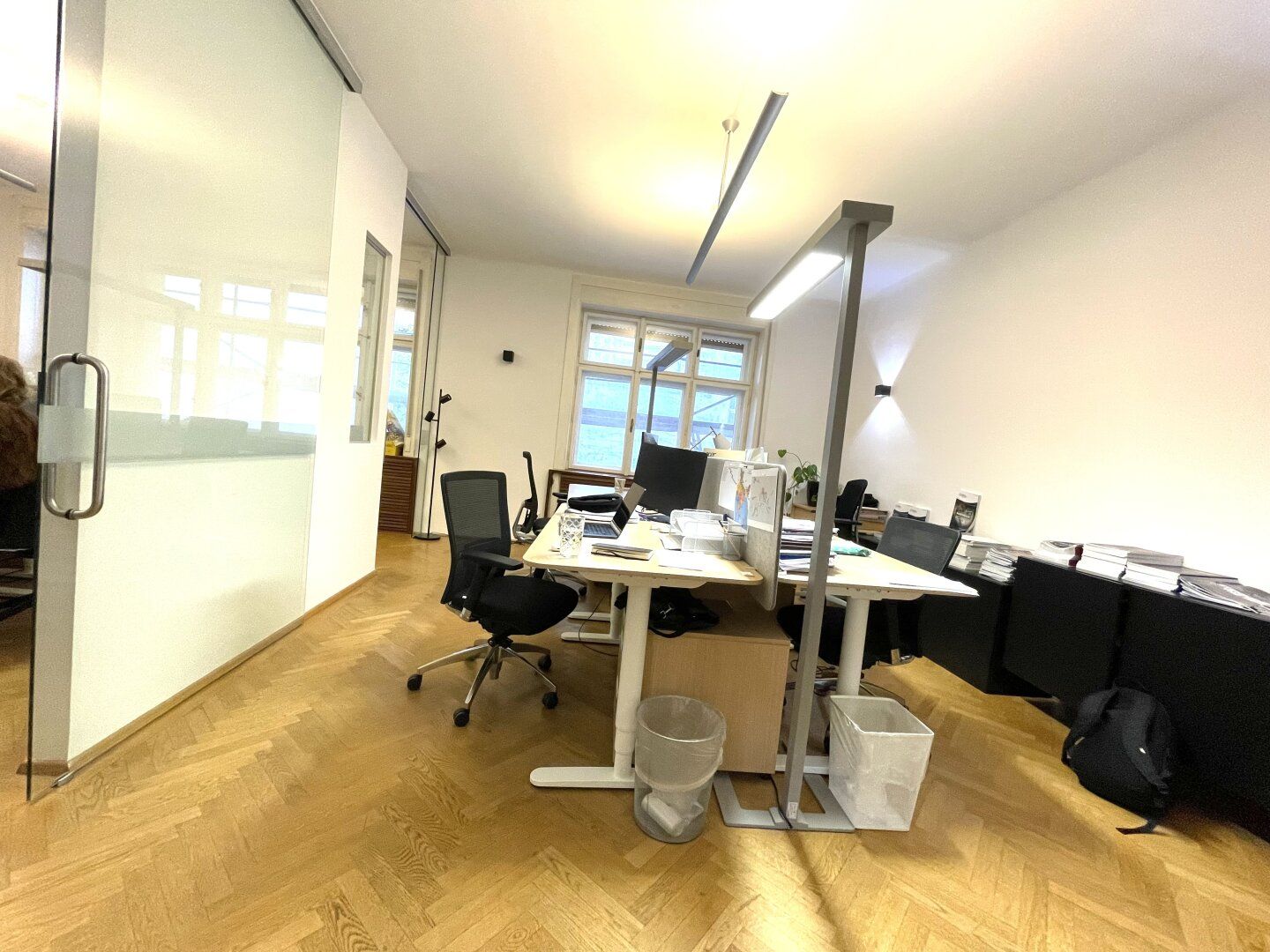 Büro mit Altbau-Flair, Nähe Belvedere zu mieten! - Mehr
