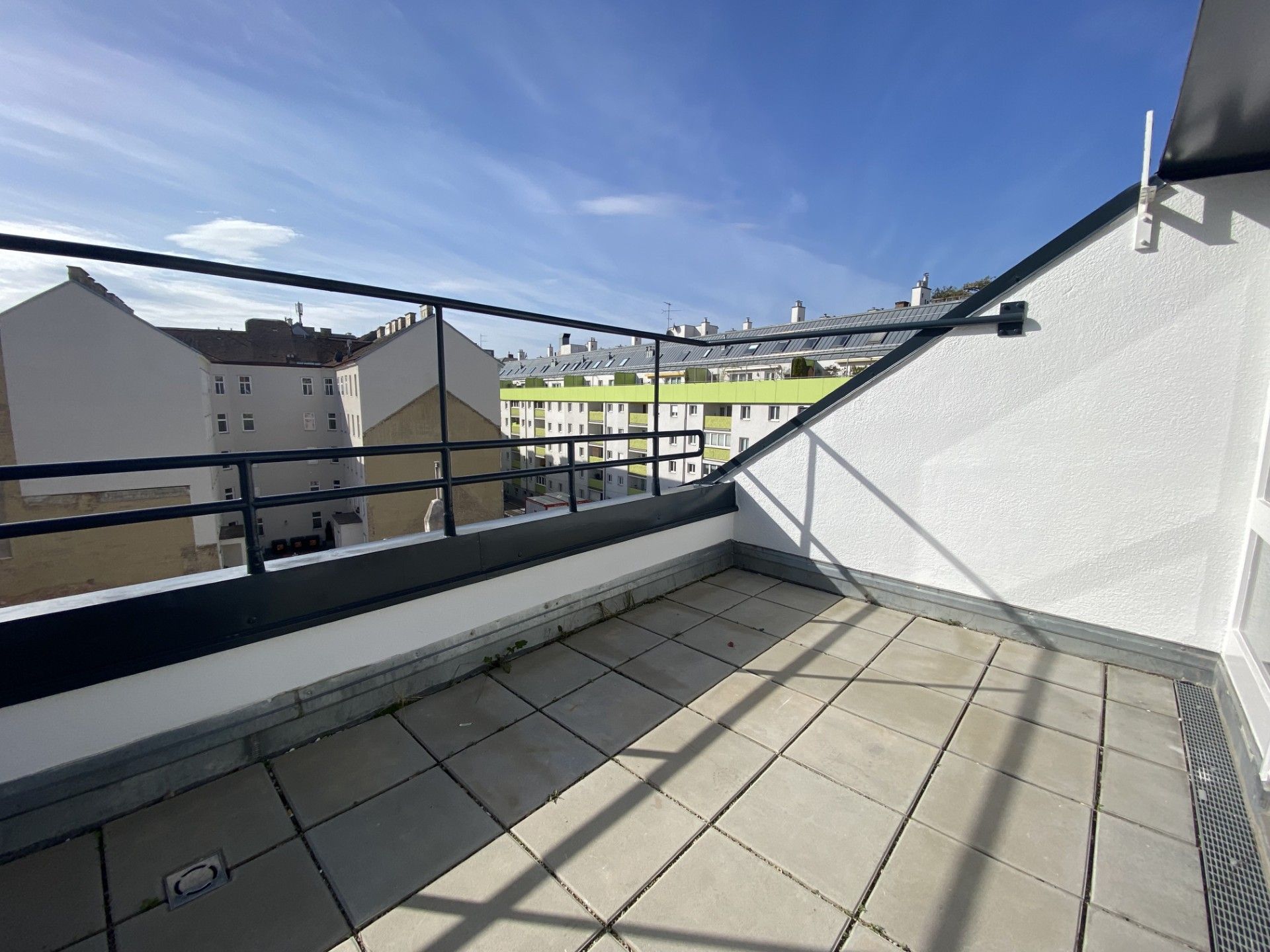 Luxuriöse Dachgeschosswohnung mit Terrasse - Stilvoll saniert & sofort bezugsfertig - Perfekte Raumaufteilung - Topmodern - zu kaufen in 1030 Wien
