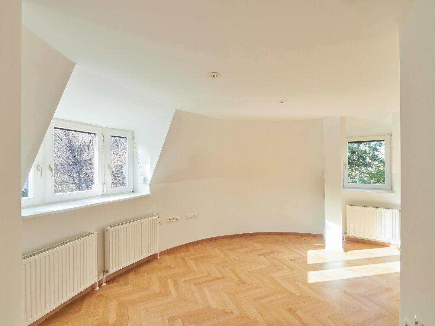 Sonnige 3 Zimmer DG - Wohnung in 1130 zu kaufen!