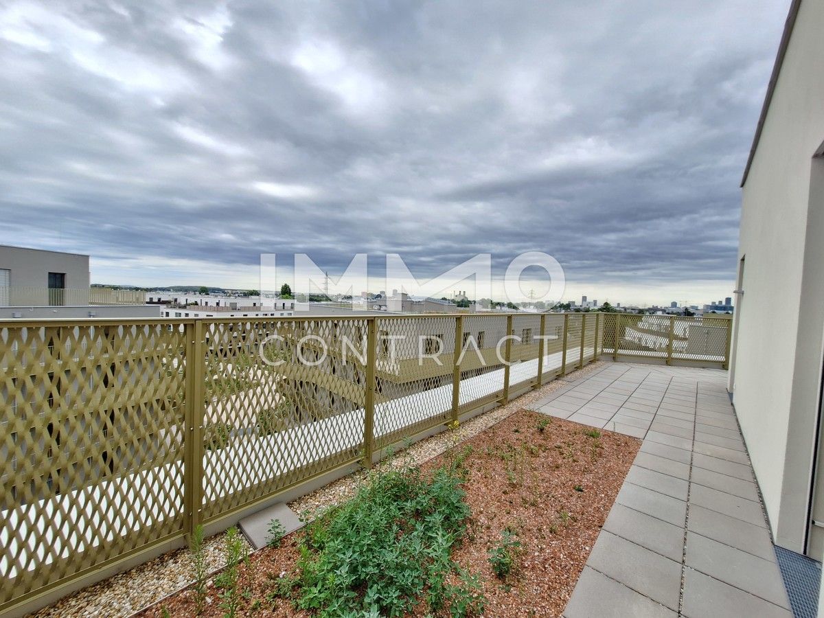 Terrassentraum mit Weitblick; knapp 50m² Terrasse