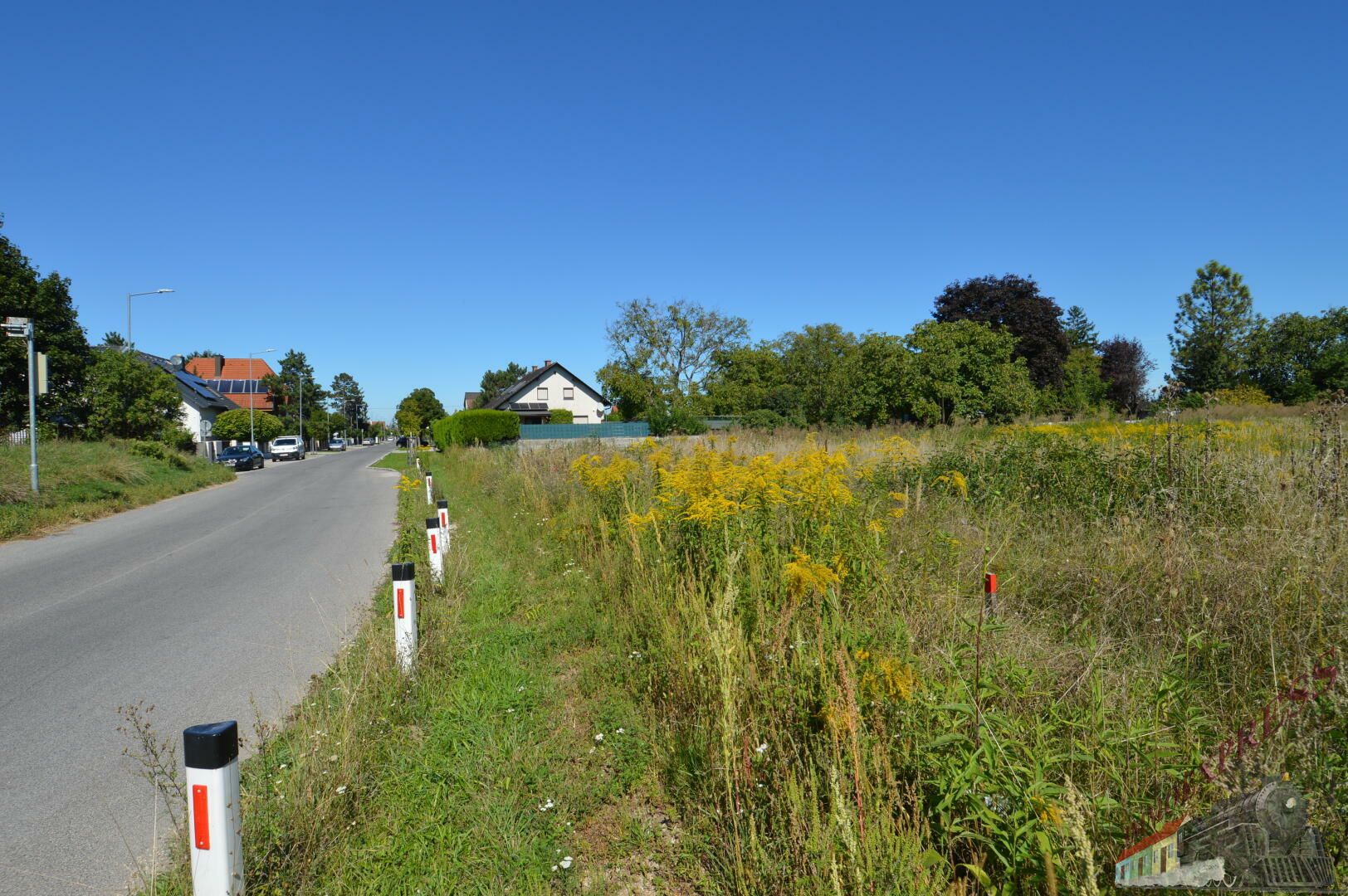 1.930 m² Grundstück umgeben von Feldern - Ansicht 2