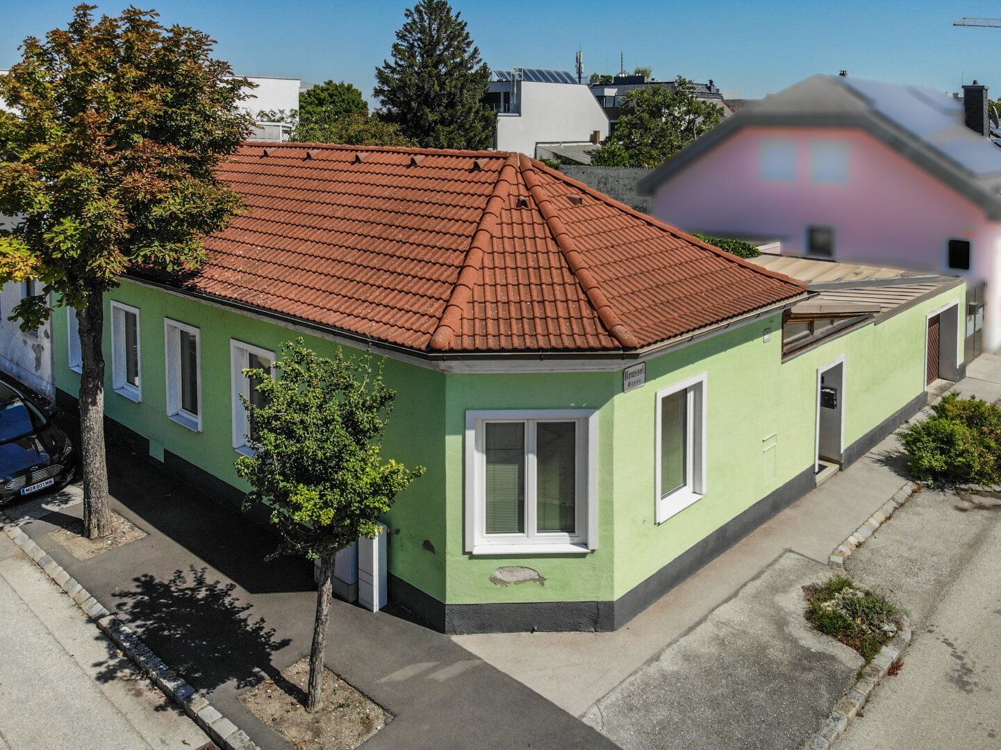 Charmante Liegenschaft mit Ausbau- und Neubaupotential im Herzen von Guntramsdorf