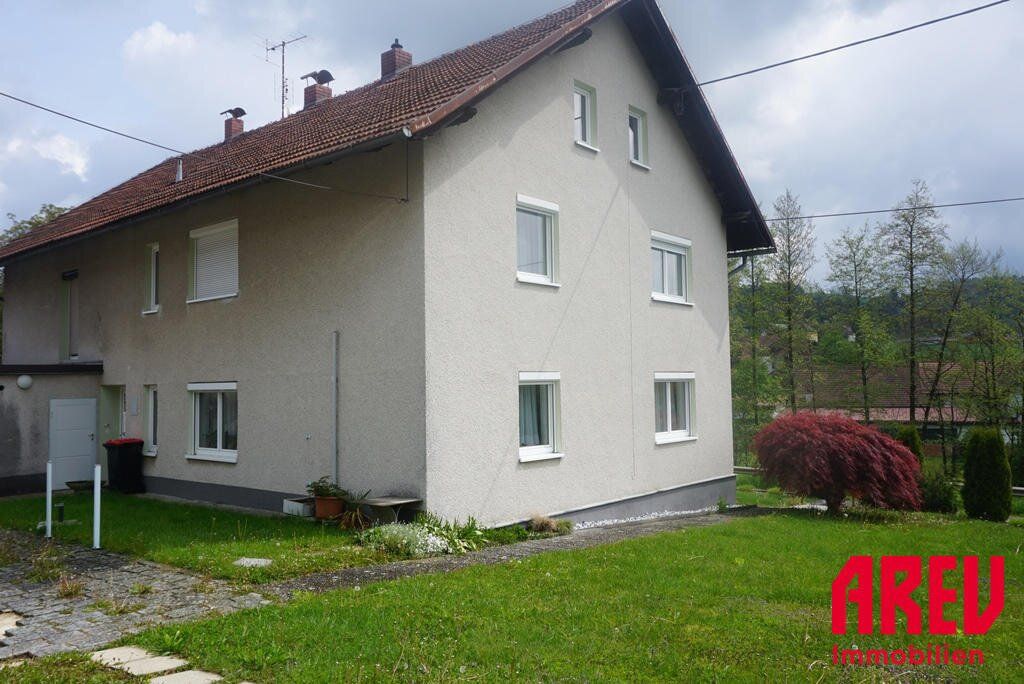 Kapitalanlage - Wohnhaus mit zwei Einheiten zum Vermieten