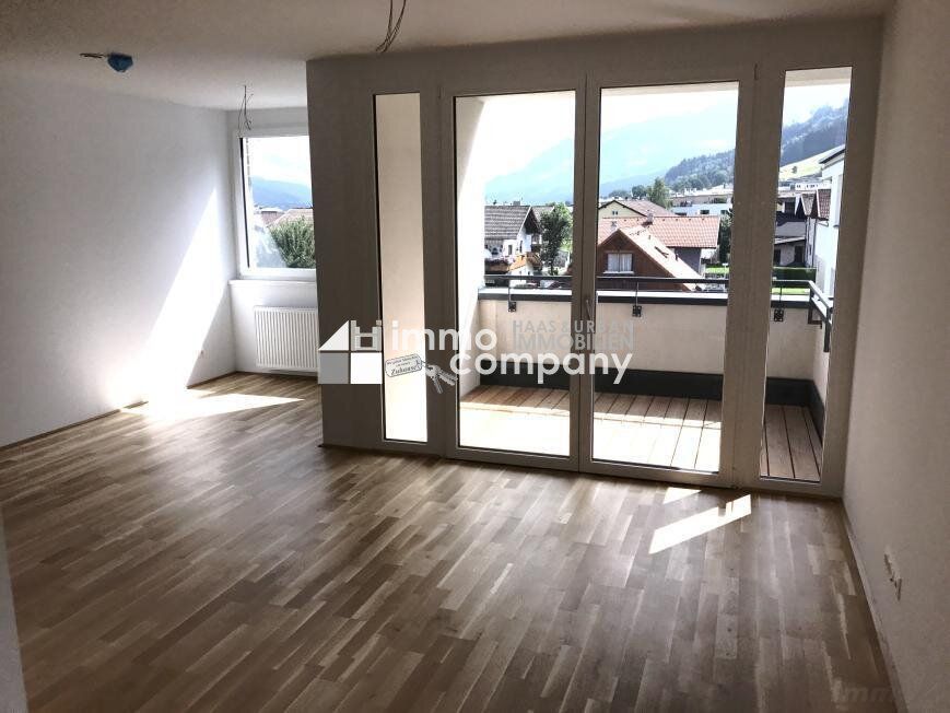 WATTENS neuwertige 2 Zimmer Mietwohnung mit Topausstattung + 2 Tiefgaragenplätze
