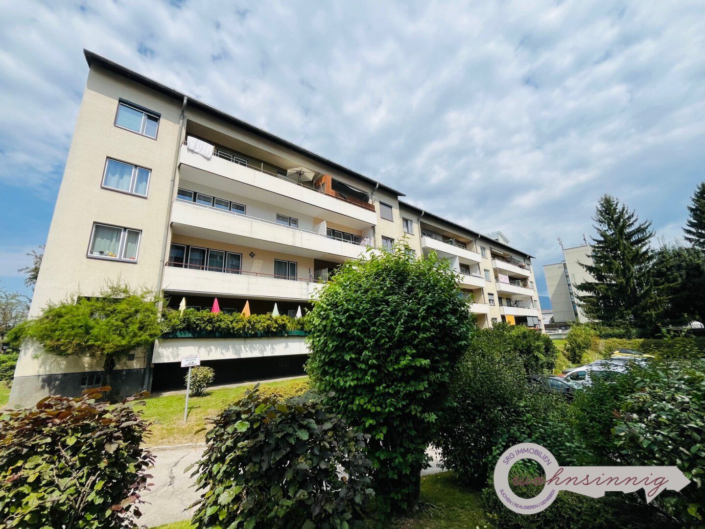    Unsanierte Wohnung im Hochparterre mit Garagenparkplatz & Loggia - Rohdiamant in Top-Lage Villach