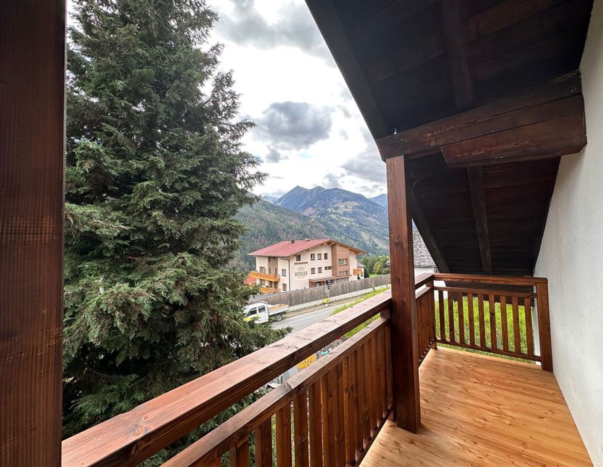 Wohnung im Zweifamilienhaus - Virgen Osttirol zu verkaufen!