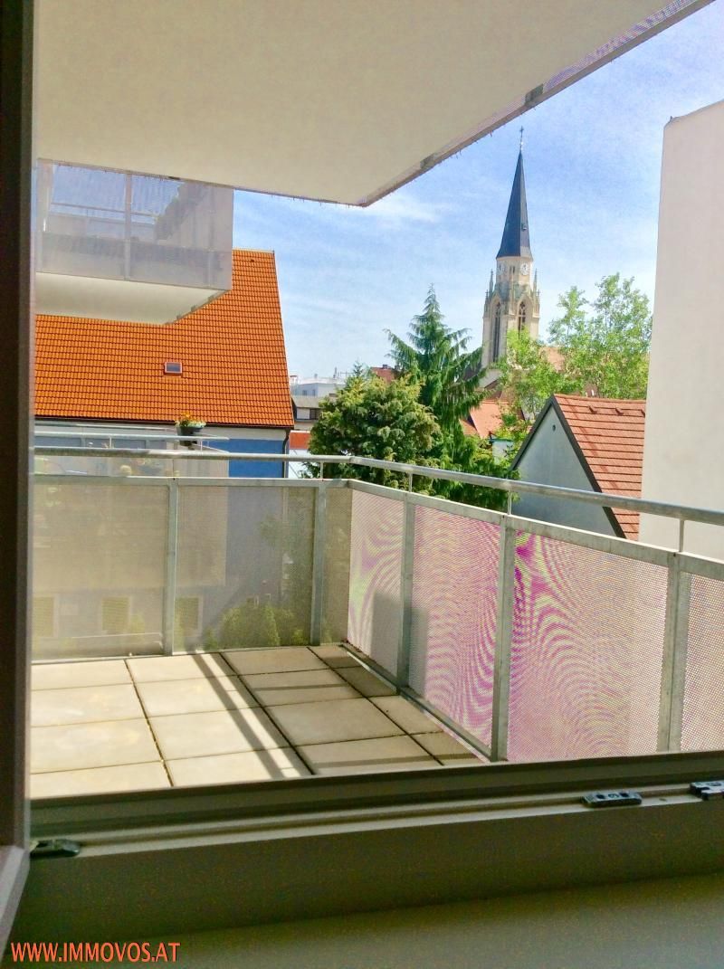 WUNDERSCHÖNE 2 ZIMMER WOHNUNG MIT BALKON IM ZENTRUM VON KORNEUBURG