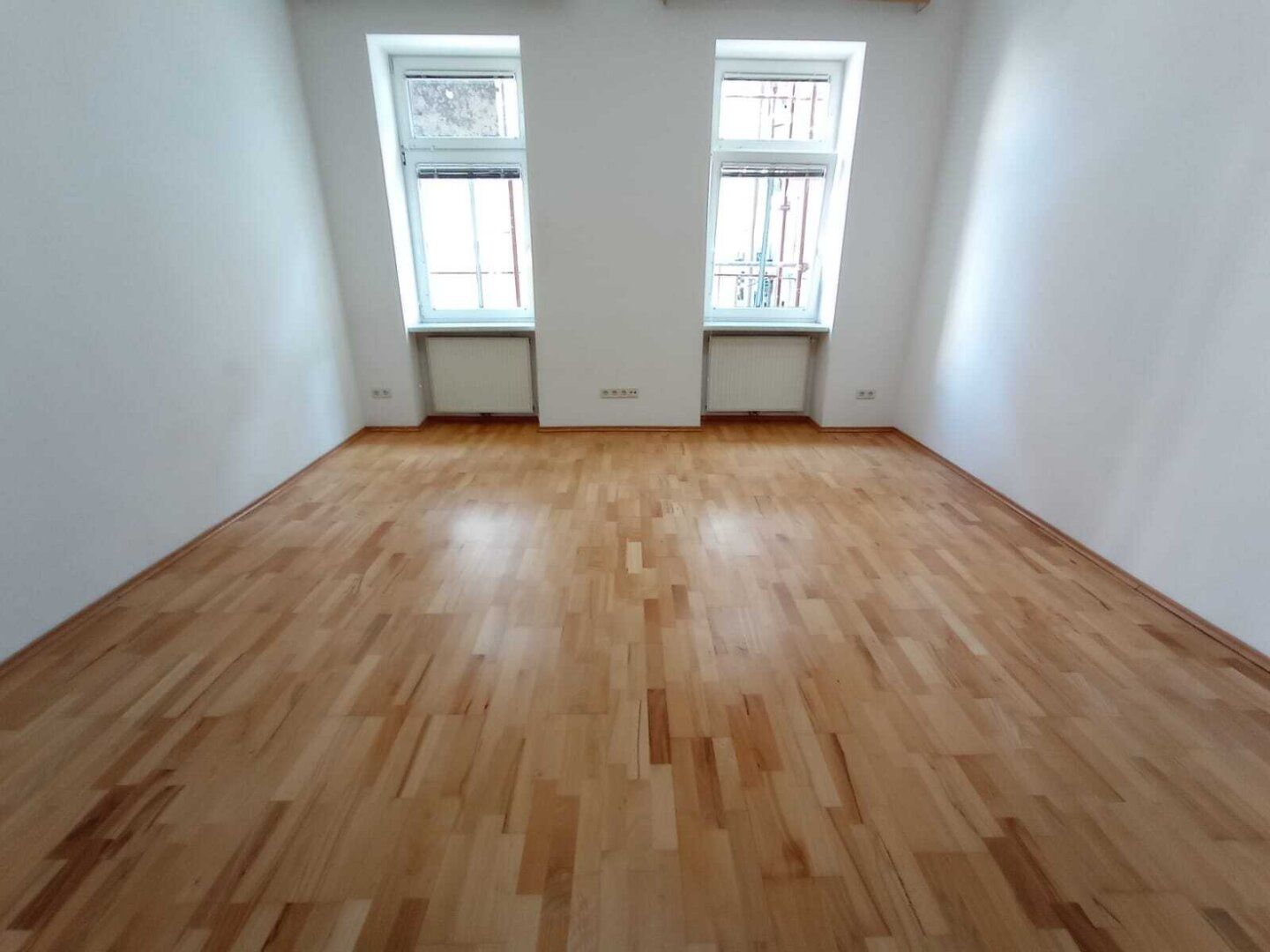 bestens 2 er WG geeignete Stilaltbauwohnung nähe Brigittenauer Bad!