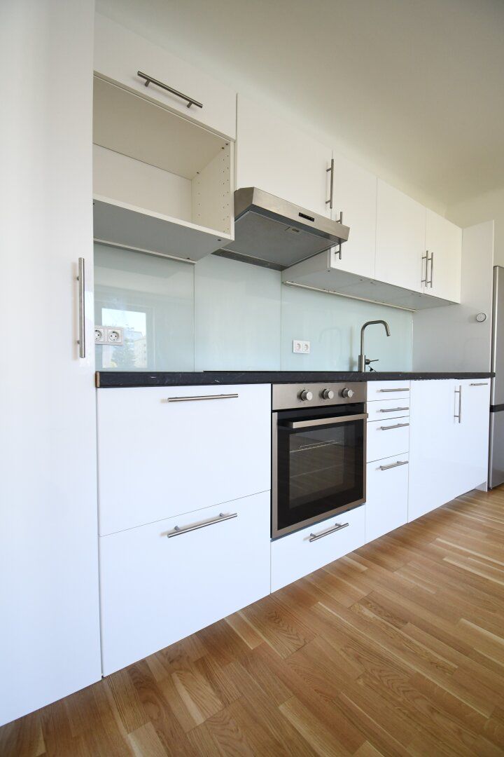 Jungfamilienhit! Moderne Dreizimmerwohnung mit vielen Möglichkeiten - modern adaptiert, Nähe UNI Schmelz