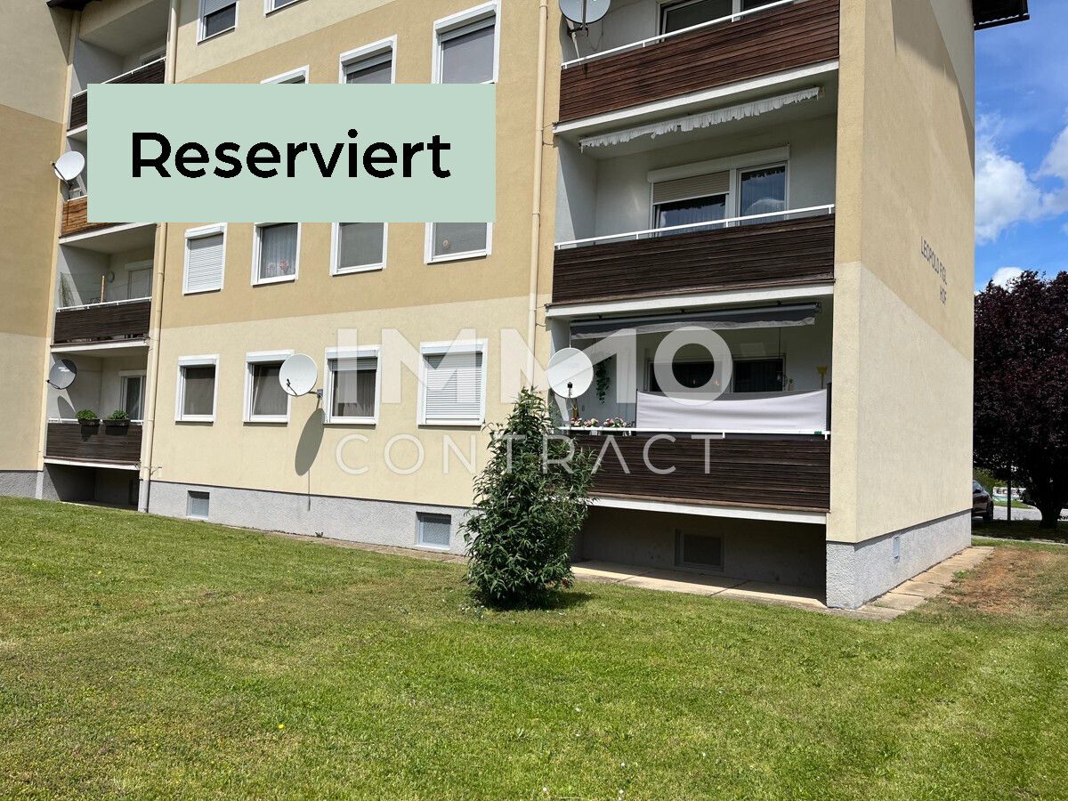 Helle Wohnung mit Loggia und Autoabstellplatz