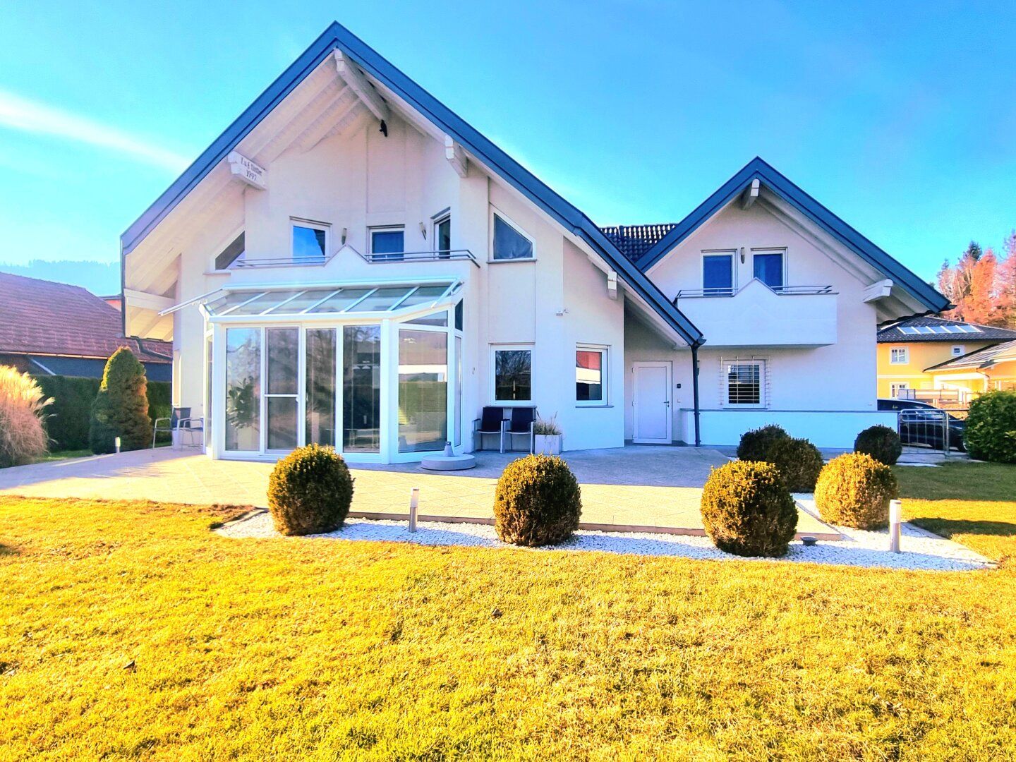 Elegantes Haus am Mondsee mit riesigem Garten und moderner Ausstattung - Ihr Traumhaus!