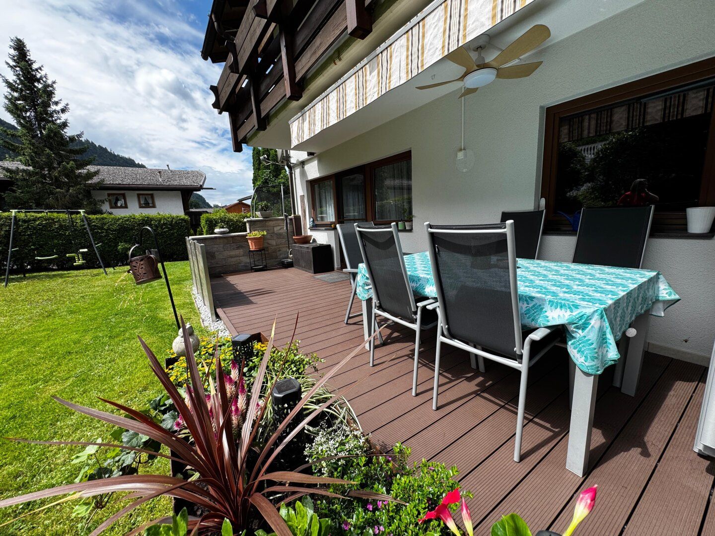 BUCH IN TIROL - Großzügig eingeteilte 4 Zi.-Wohnung mit Terrasse und Allgemeingarten