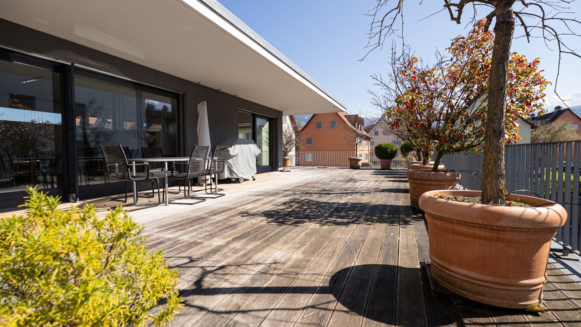Exquisite Wohnung im Herzen von Dornbirn - ca. 158 m² Wohnfläche und ca. 160 m² umlaufende Terrasse