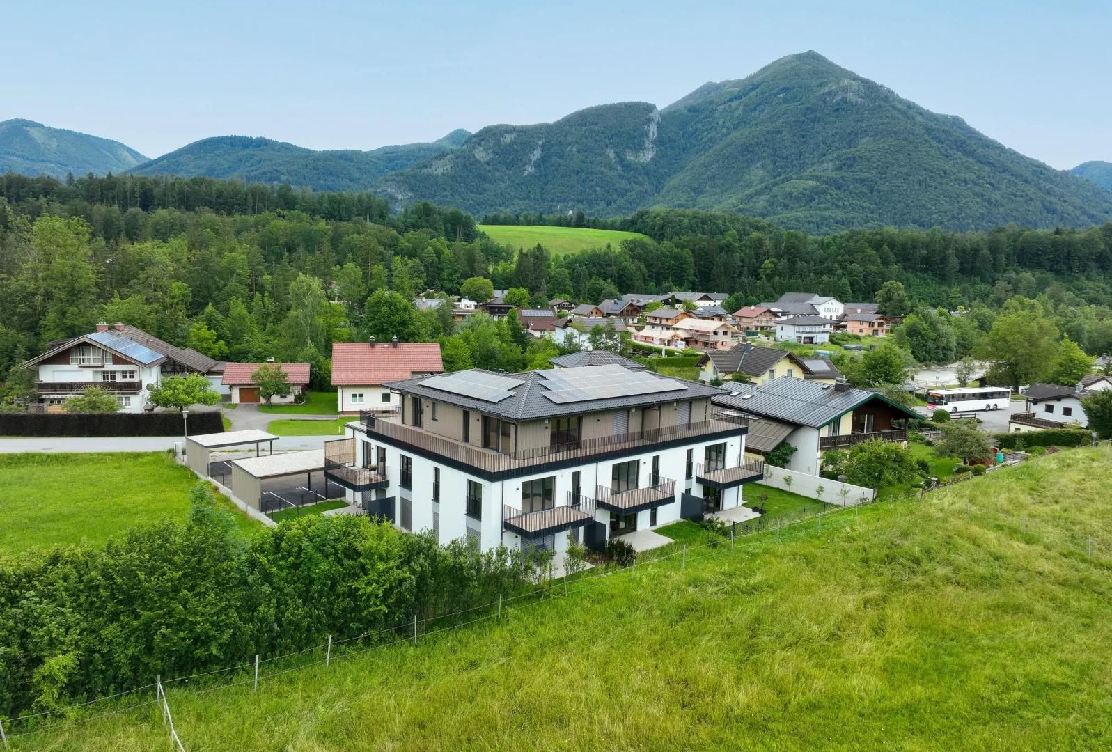 Anleger aufgepasst: 2-Zimmer Wohnung (vermietet) mit Balkon im Salzkammergut