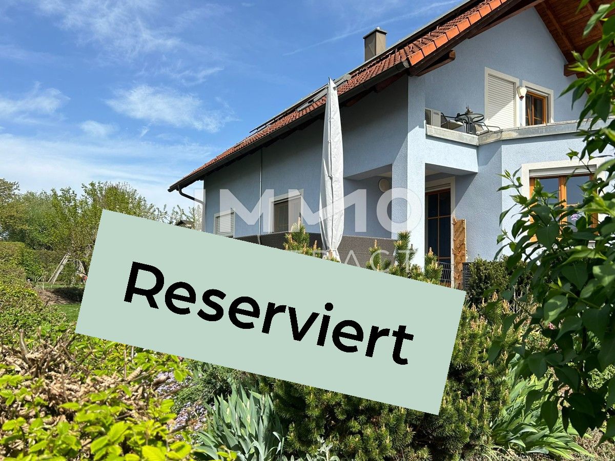 Einfamilienhaus auf Baurechtsgrund großen Garten und Pool!