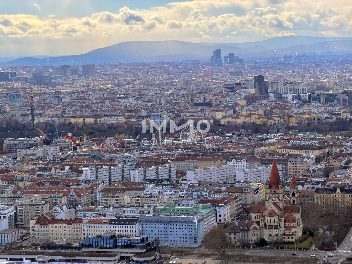 50. Etage: Stephansdom, Kahlenberg & Prater zu Ihren Füßen - DC2 Tower