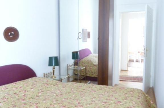 + Schlafzimmer