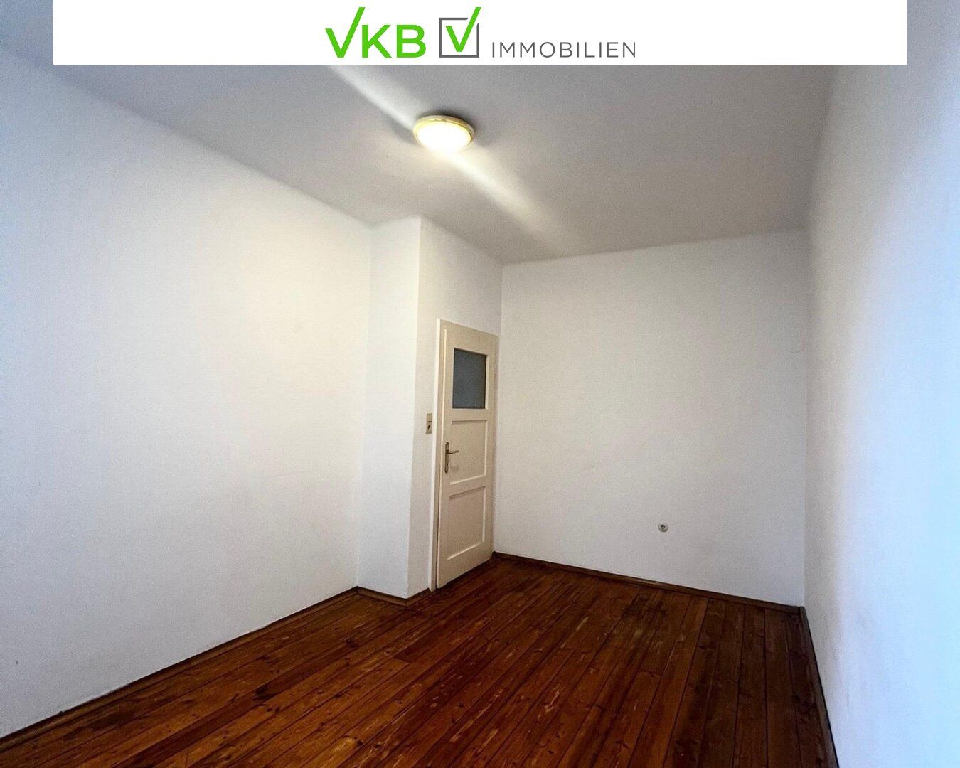 Helle und geräumige 3 - Zimmer Wohnung in guter Lage mit großzügiger Dachterrasse und Lift – další