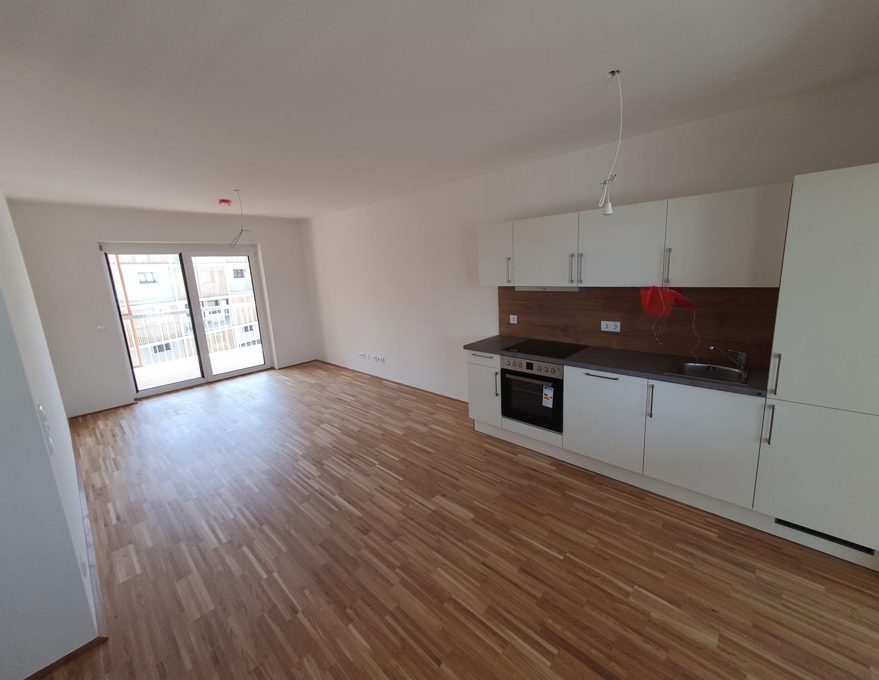 Modernes Wohnvergnügen: 3-Zimmer-Oase in begehrter Lage mit großzügiger Terrasse!