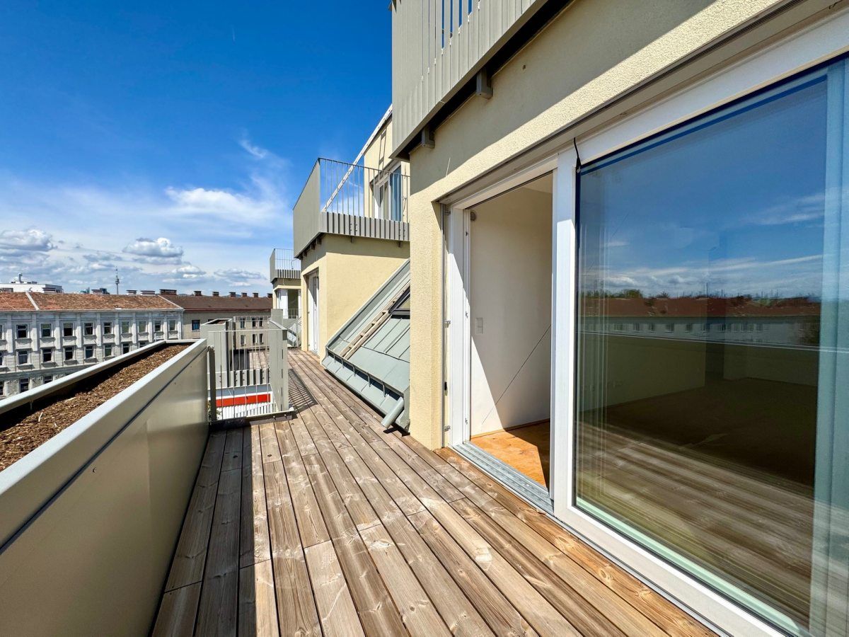 ++ NEU ++ ARCHITEKTUR MIT AUSBLICK - im PROJEKT KARL74