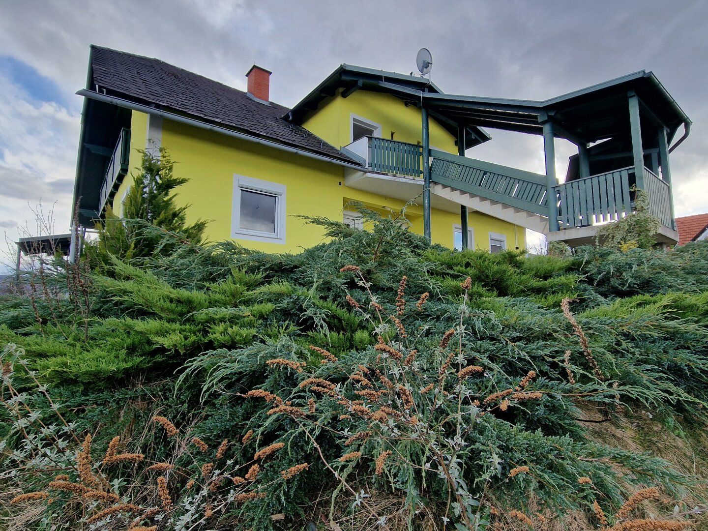 Fixpreisschnäppchen: Großzügiges Zweifamilien-Wohnhaus in 8544 Tombach - 266 m² Wohnfläche-178m² Kellerfläche