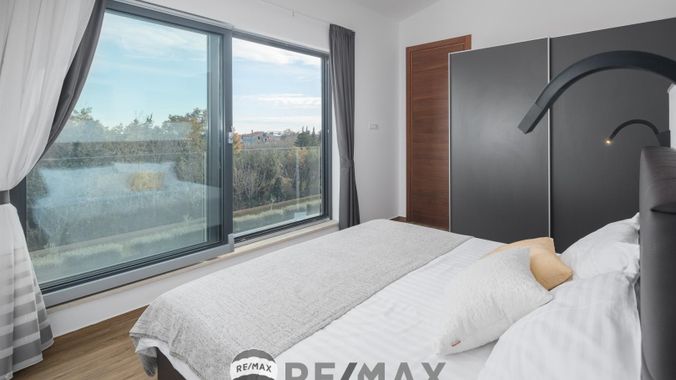 27 Schlafzimmer
