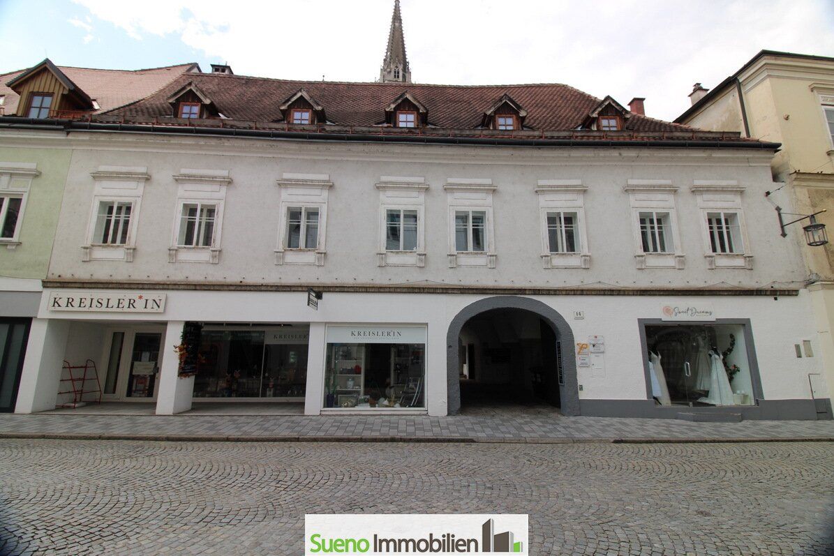 Großes Zinshaus am Stadtplatz Steyr - über 1000m2 Nutzfläche