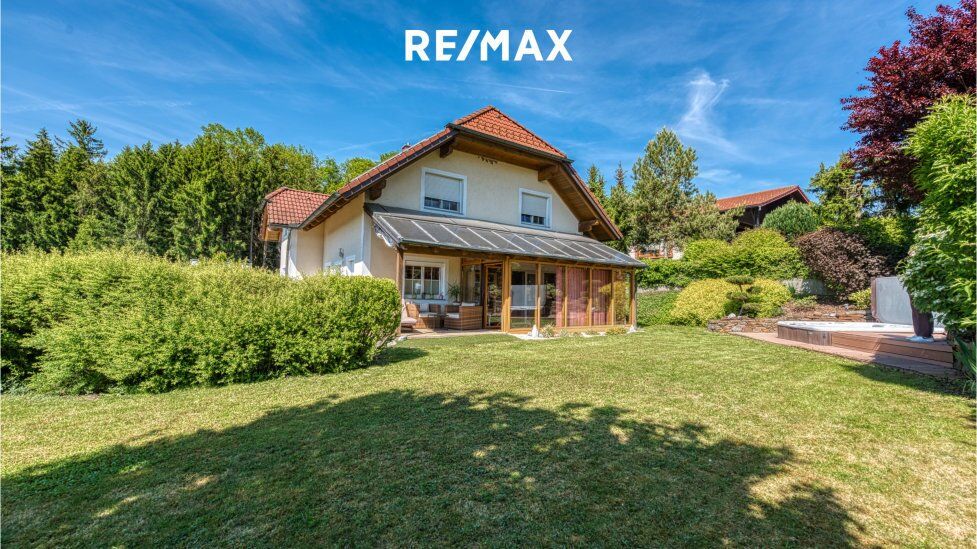 Einfamilienhaus mit traumhaftem Ausblick in Laakirchen zu kaufen!
