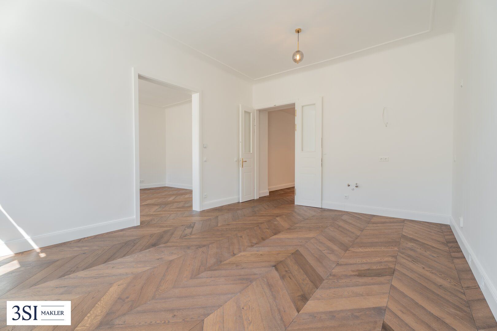 Großzügiger 3-Zimmer-Erstbezug mit Loggia - durchdacht, hell & familienfreundlich