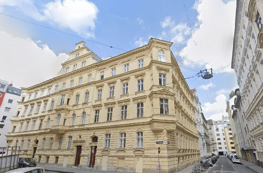 4-Zimmer-Altbauwohnung in Toplage - Nähe Augarten und Donaukanal! 3er-WG möglich!