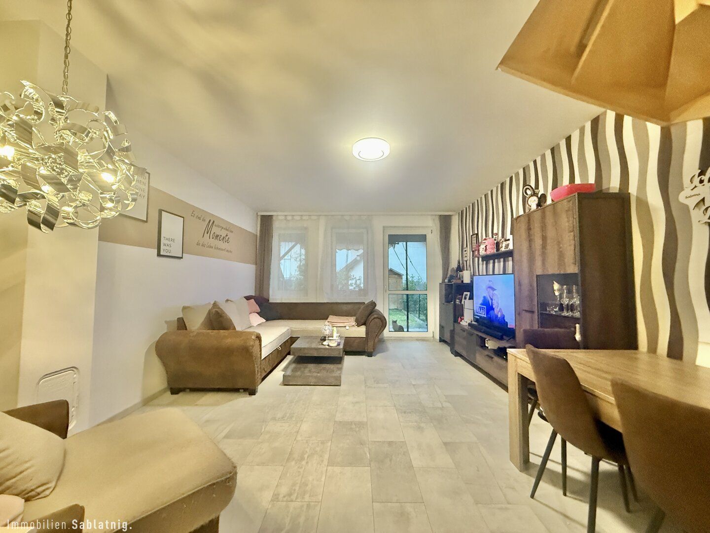 Traumhaftes Reihenhaus in Stetten: 4 Zimmer, Garten, Terrasse - Ihr neues Zuhause!
