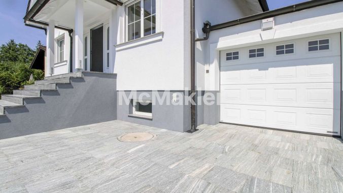 Haus mit Garage