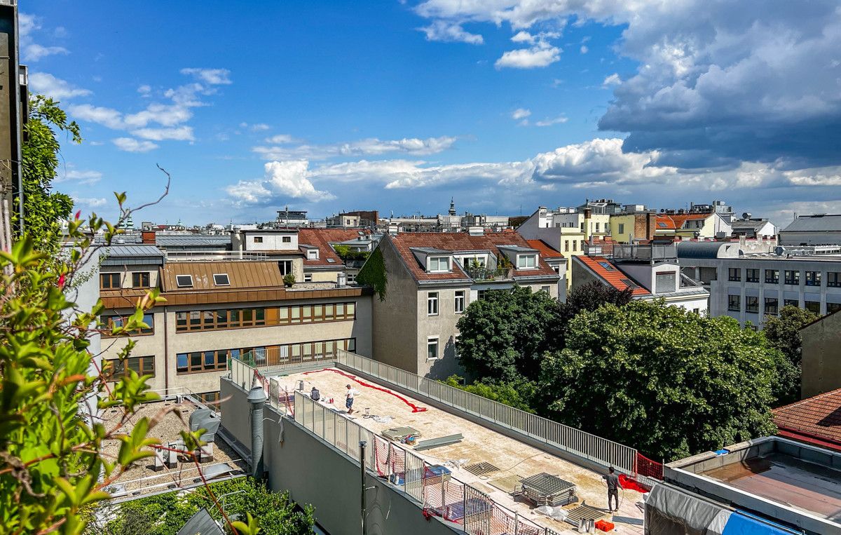 UNBEFRISTET VERMIETETE Dachgeschoßwohnung