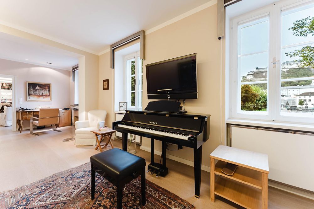Historischer Blick! 180 m² Altbauwohnung mit Balkon und Festungsblick im Herzen der Salzburger Altstadt - Vista 5