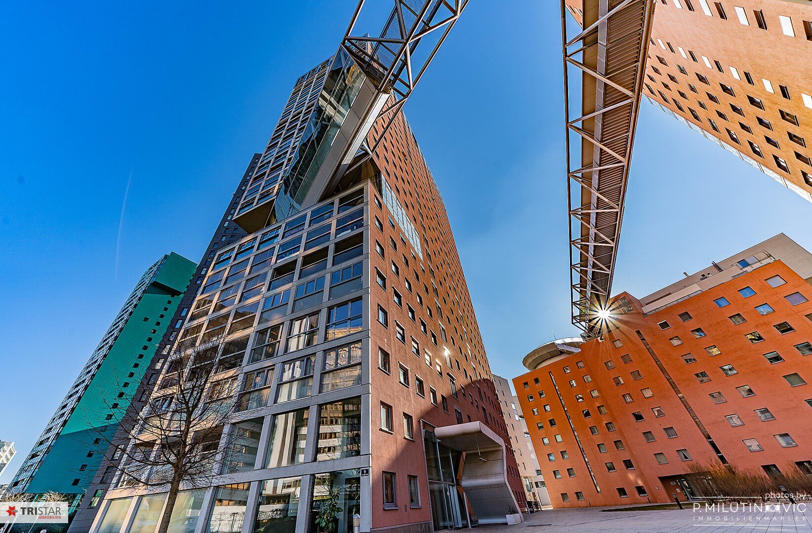 Neuer Kaufpreis++Diese Wohnung ist eine Leinwand für Ihre Ideen++Großzügige Wohnung mit Potenzial - 4-Zimmer-Neubauwohnung mit südostseitiger Loggia am Wienerberg++ Erholungsgebiet Wienerberg + Loggia + Fitness- & Wellnessbereich im Haus +