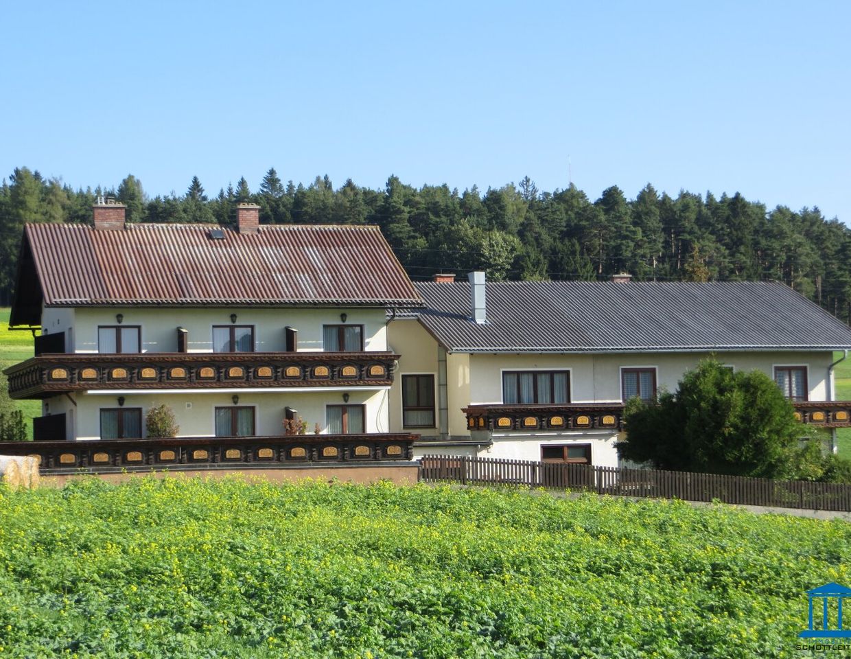 Ehemaliger Gasthof mit Fremdenzimmer und Wohnung in Feistritz am Wechsel