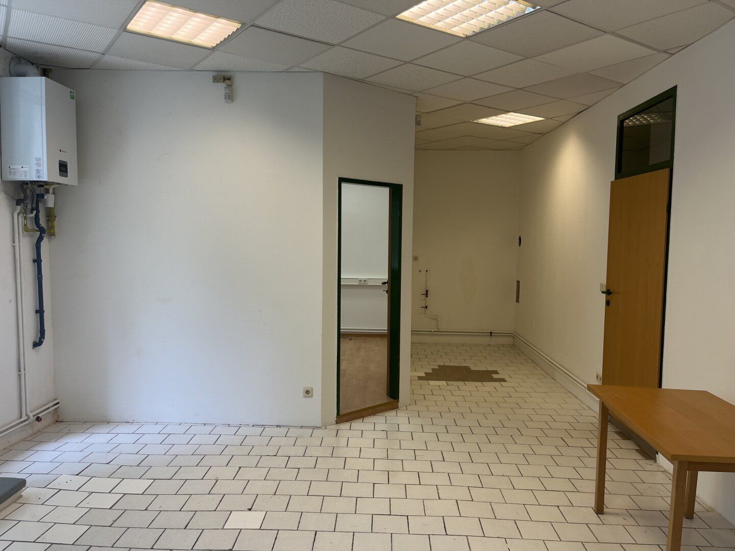 Bräuhausgasse - hofseitiges Souterrainlokal mit Garten bzw. Terrasse zu vermieten - Ansicht 5